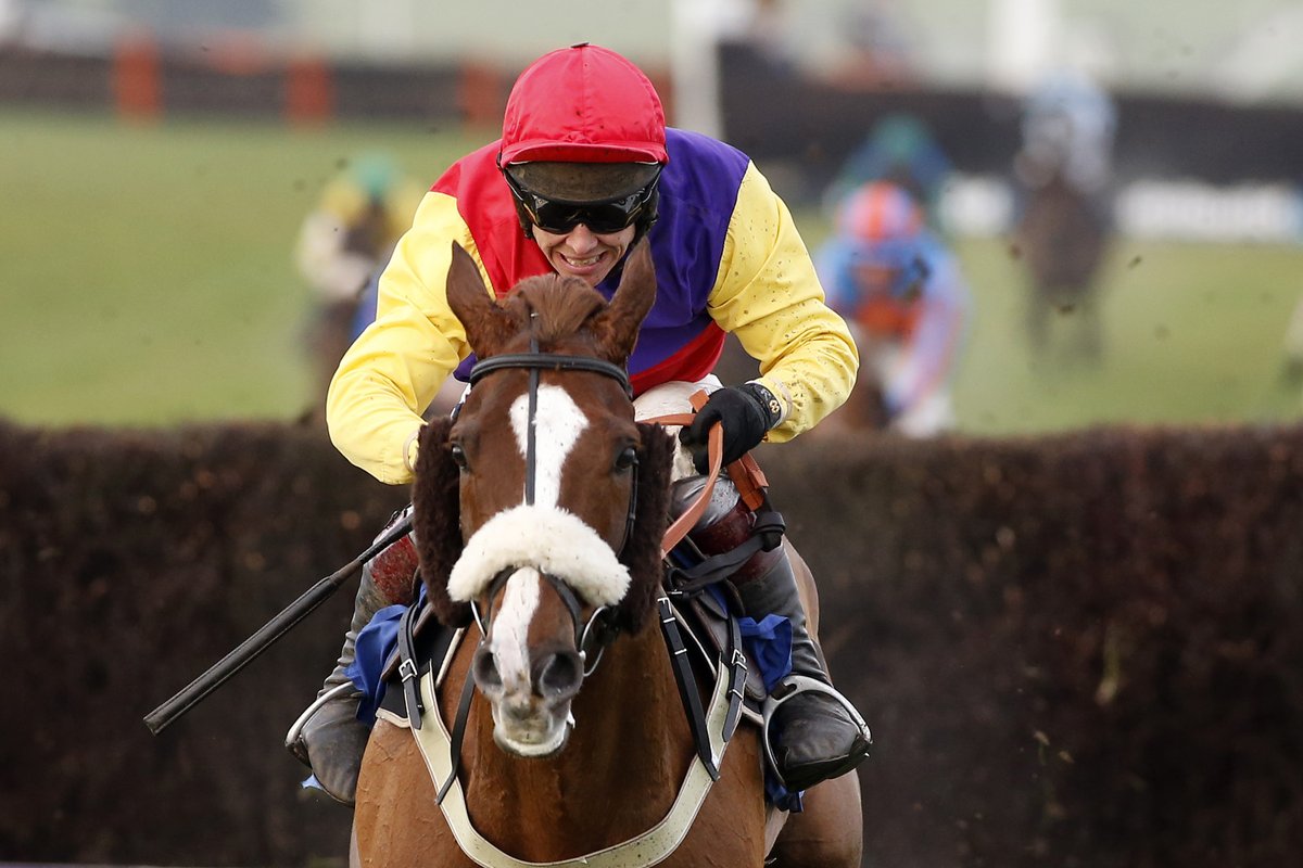 Native River Strengthens Cheltenham Gold Cup Claims