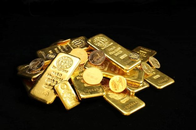 Gold’s Safe-Haven Status Under Question After Disappointing Price Performance YTD