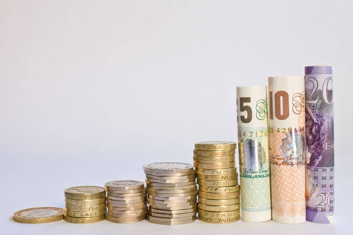 The difference between saving and investing