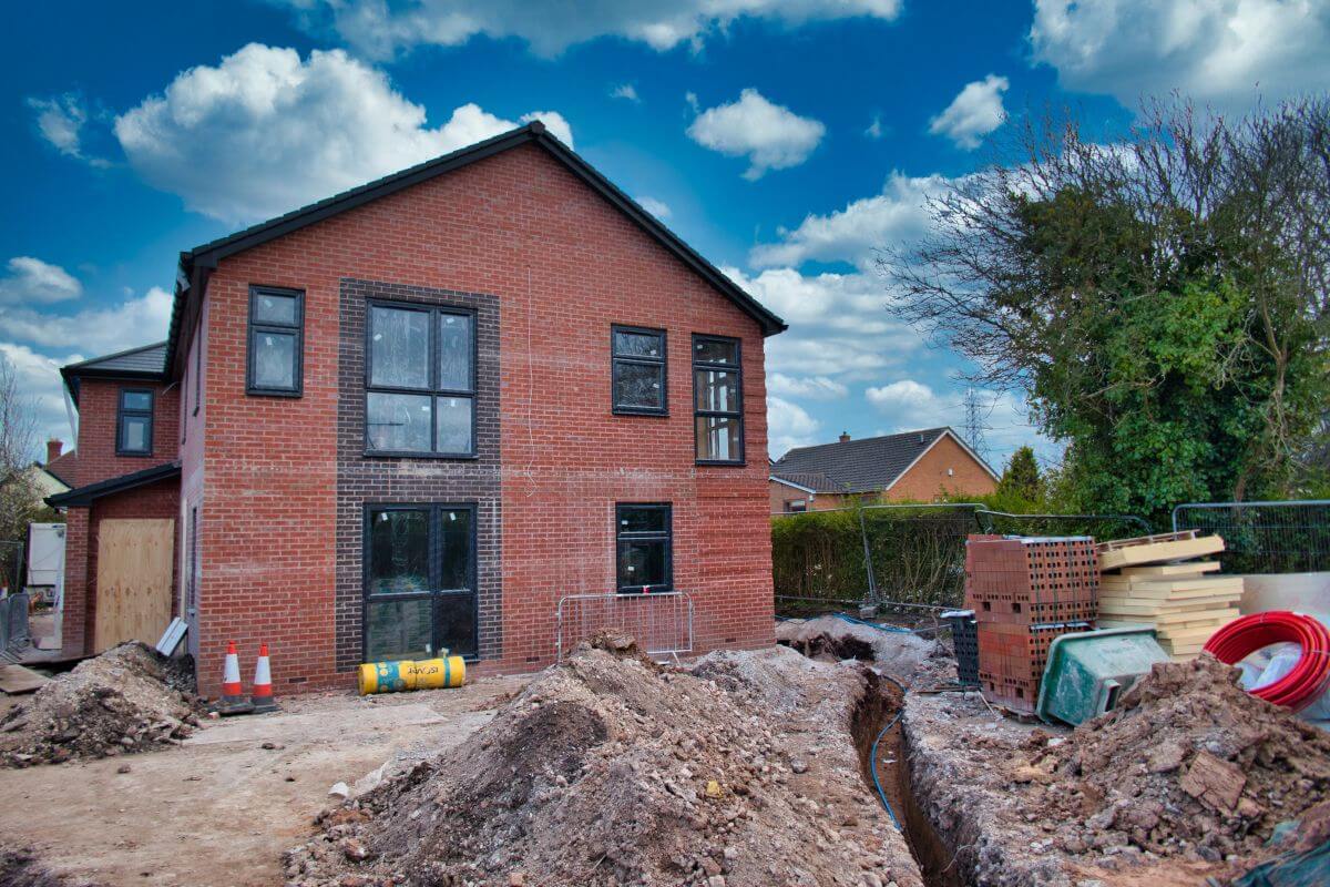 How Builders Can Avoid Common Budget Overruns and Delays How Builders Can Avoid Common Budget Overruns and Delays