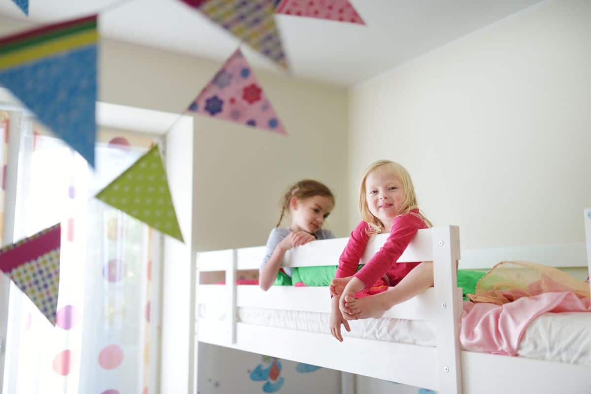 Small Homes, Big Families: How to Make It Work Small Homes, Big Families: How to Make It Work